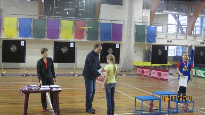 10112013-Darts_6