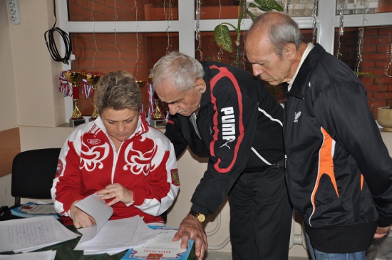 17-18112012_Darts_31